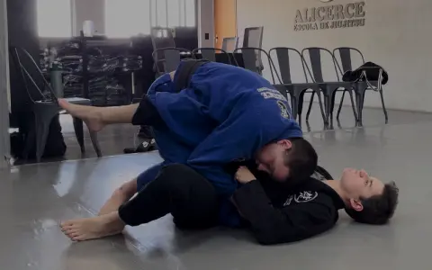 Leg Drag da Média Distância