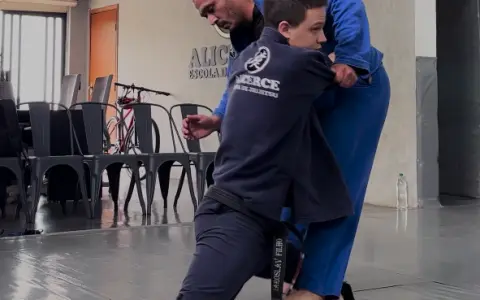 Kouchi Makikomi Adaptado