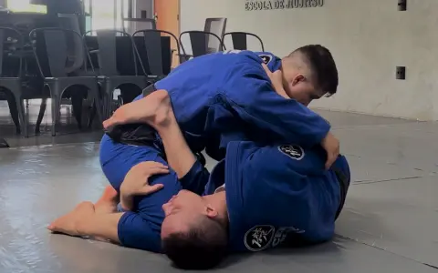 Transição da Guarda Fechada para a Guarda X ou para One Leg X