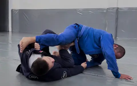 Transição para a Guarda X quando seu adversário defende o Tripé 2