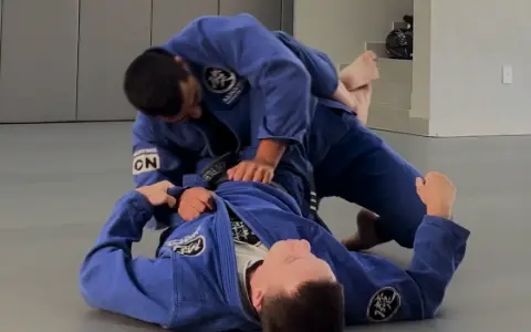 Contra-ataque de outra Passagem Clássica da Guarda Fechada