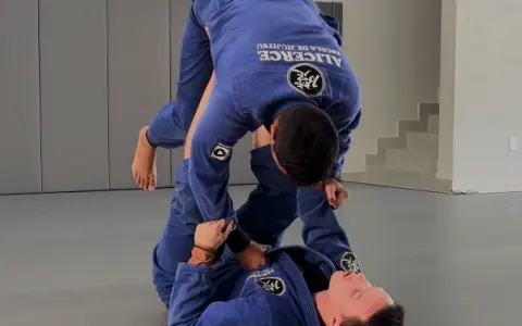 Armlock do Balãozinho